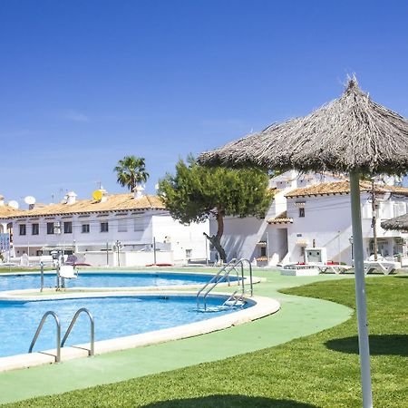 Bungalow Pink Palm Beach Torrevieja Exterior photo